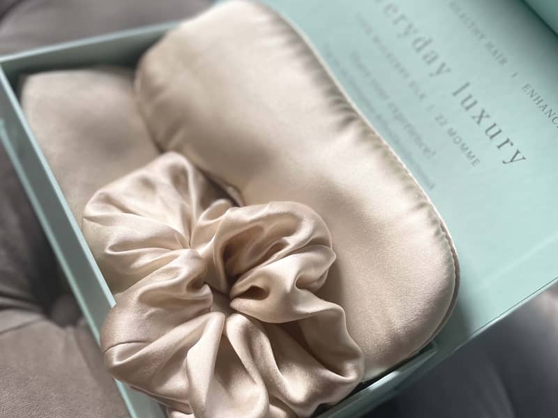 The Silk Collection Sleep Gift Set