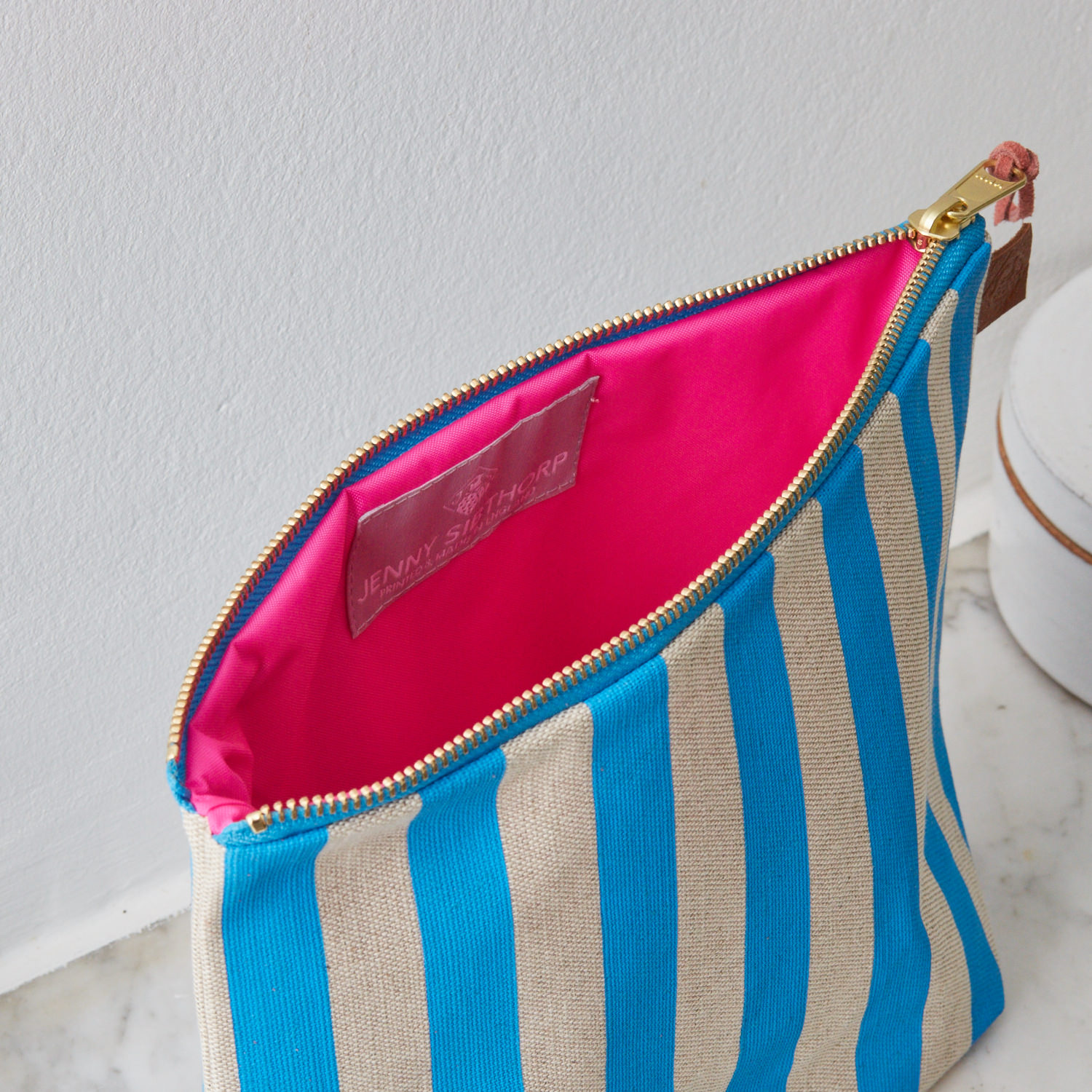 Bright pink waterproof lining for the popular Wash Bag in Deckchair