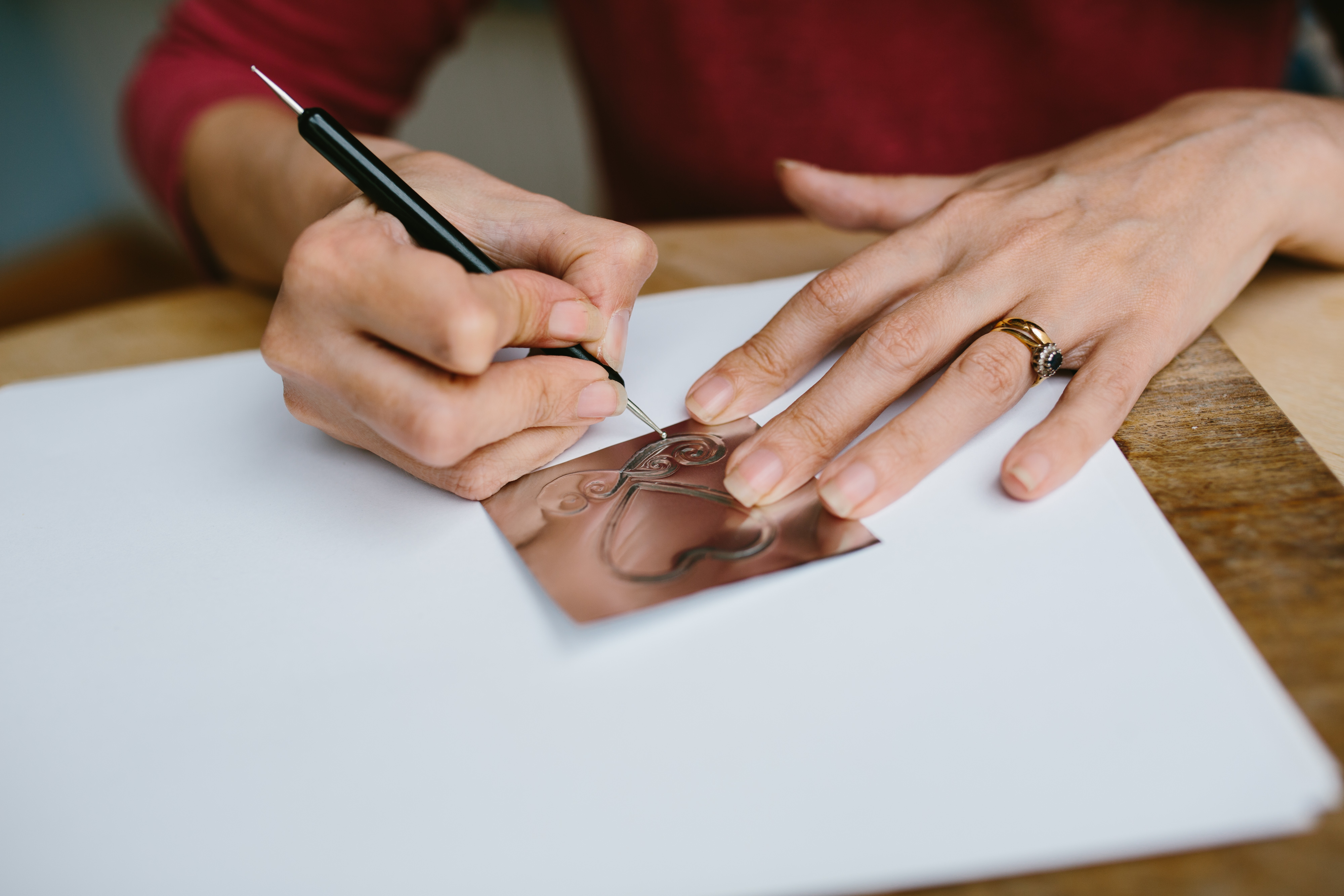 Embossing tin hearts