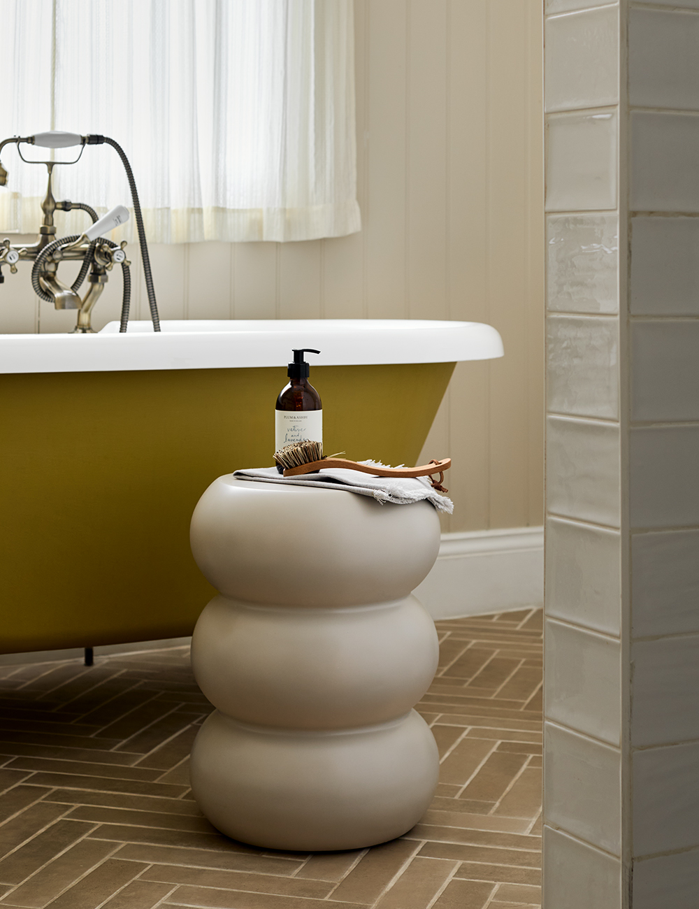 Essie Side Table in Panna Cotta