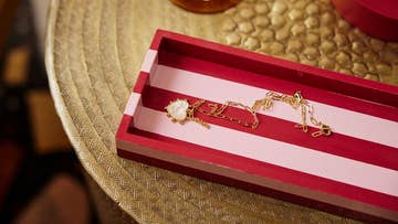 Heart-shaped necklace for Valentine's Day