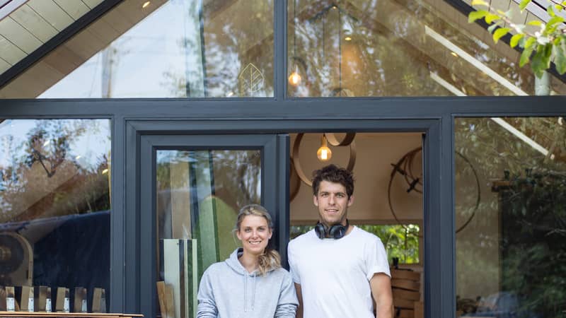 Come and visit us in our workshop on one of our steam bending courses!