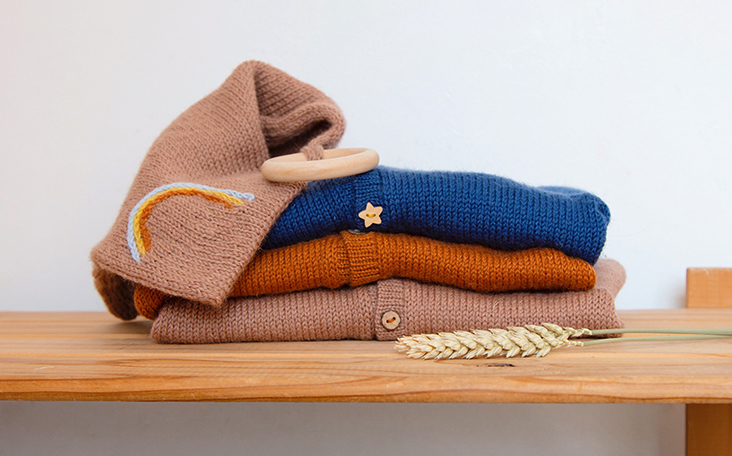 Rainbow comforters and teethers