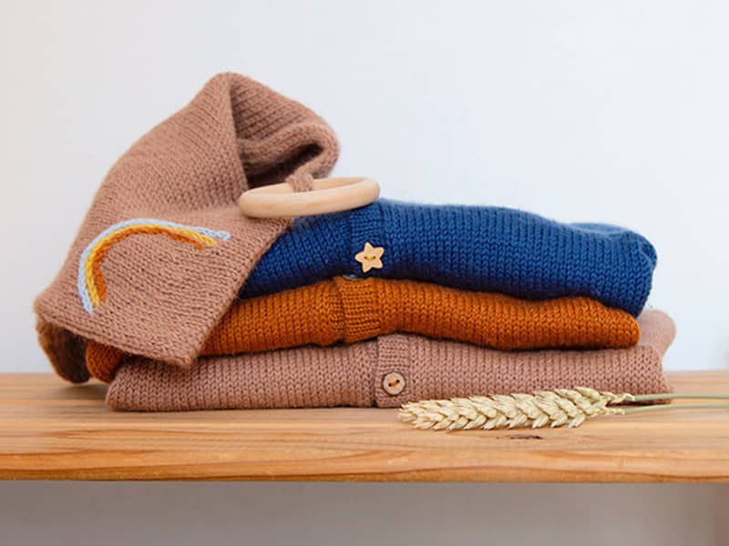 Rainbow comforters and teethers