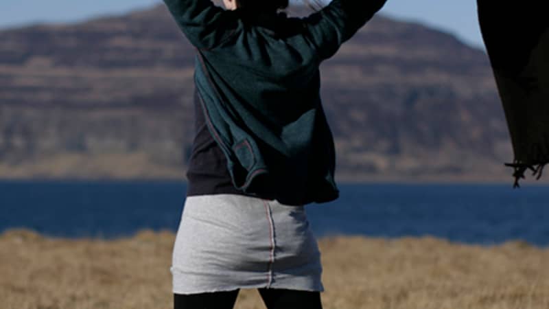 i can c u on the isle of Mull in front of the cliffs of Burgh