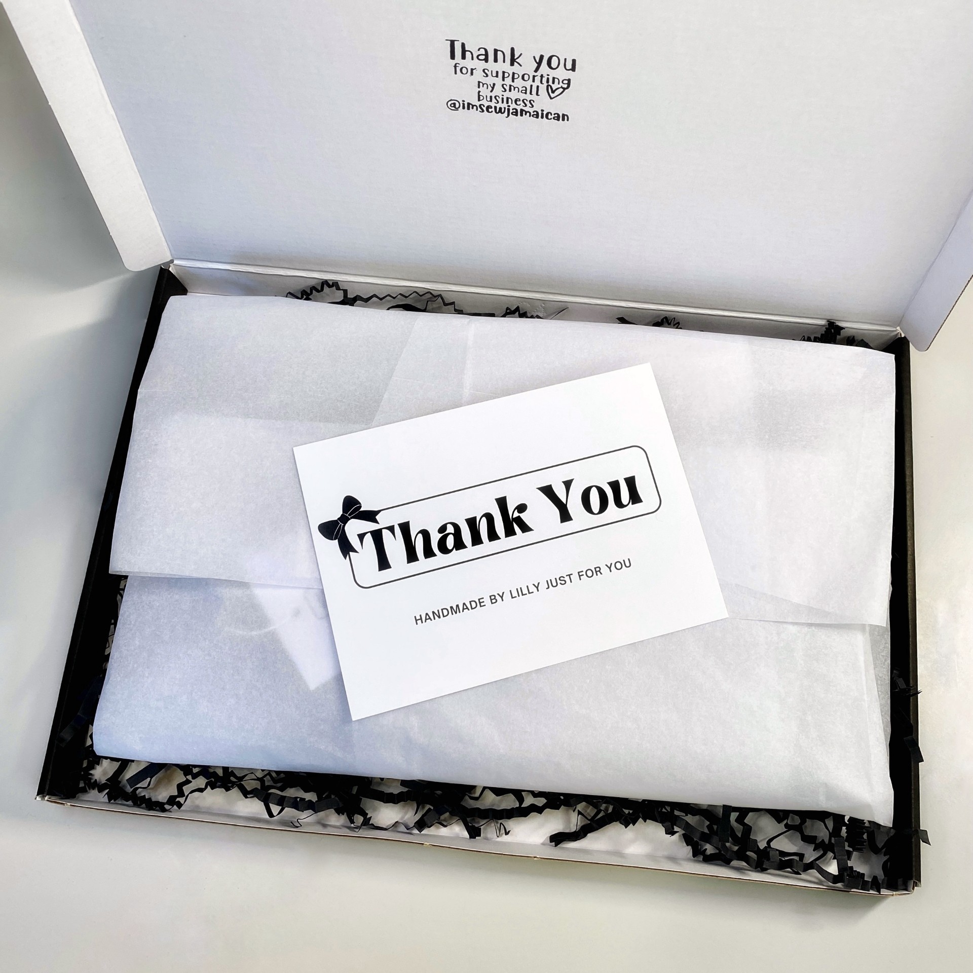 product packaging tissue paper and cardboard box for shipping