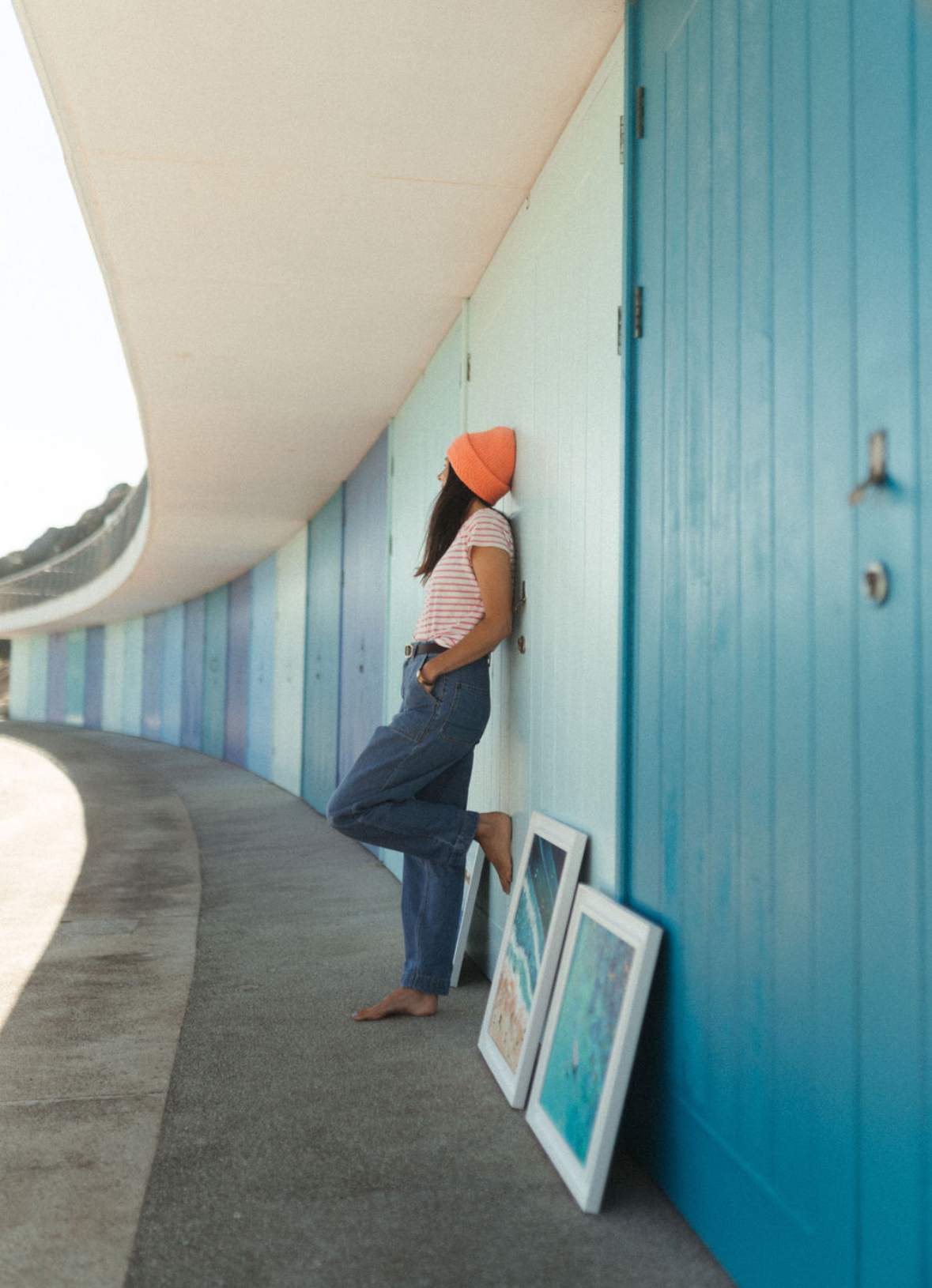 Owner and designer of wild art ! (In Red) 