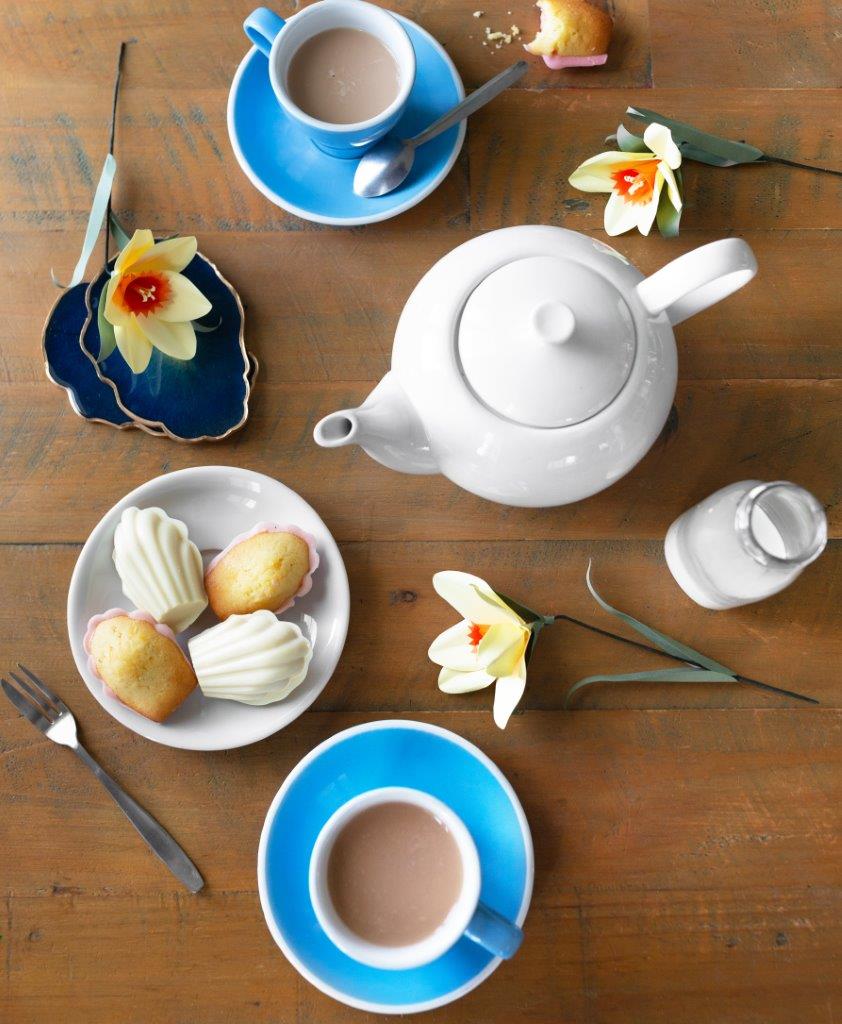 Tea time with madeleines