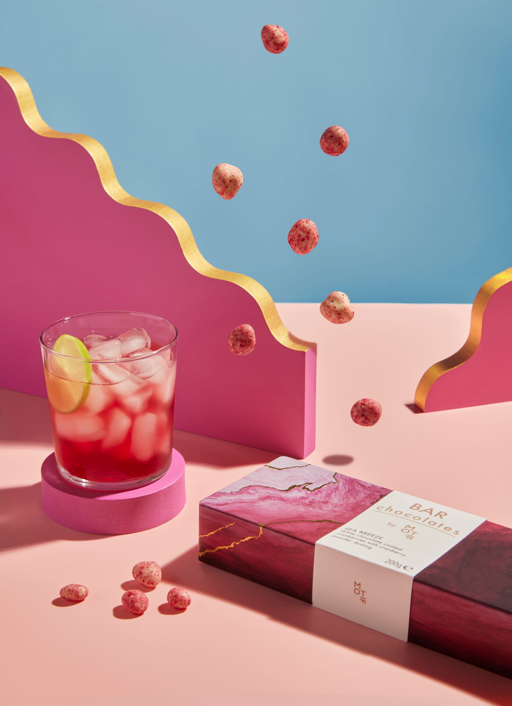 lifestyle shot chocolate