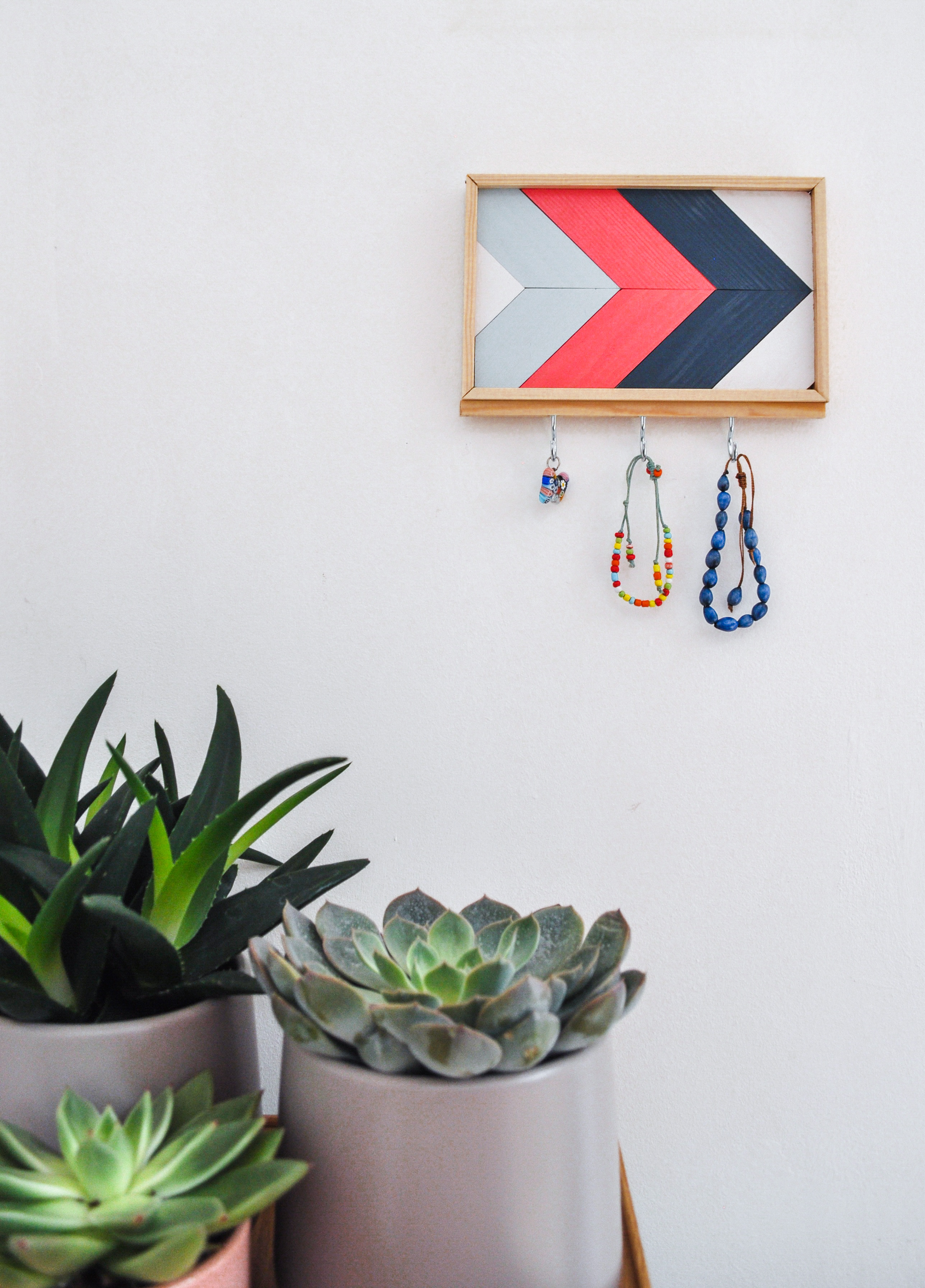 Wood mosaic key/jewellery holder