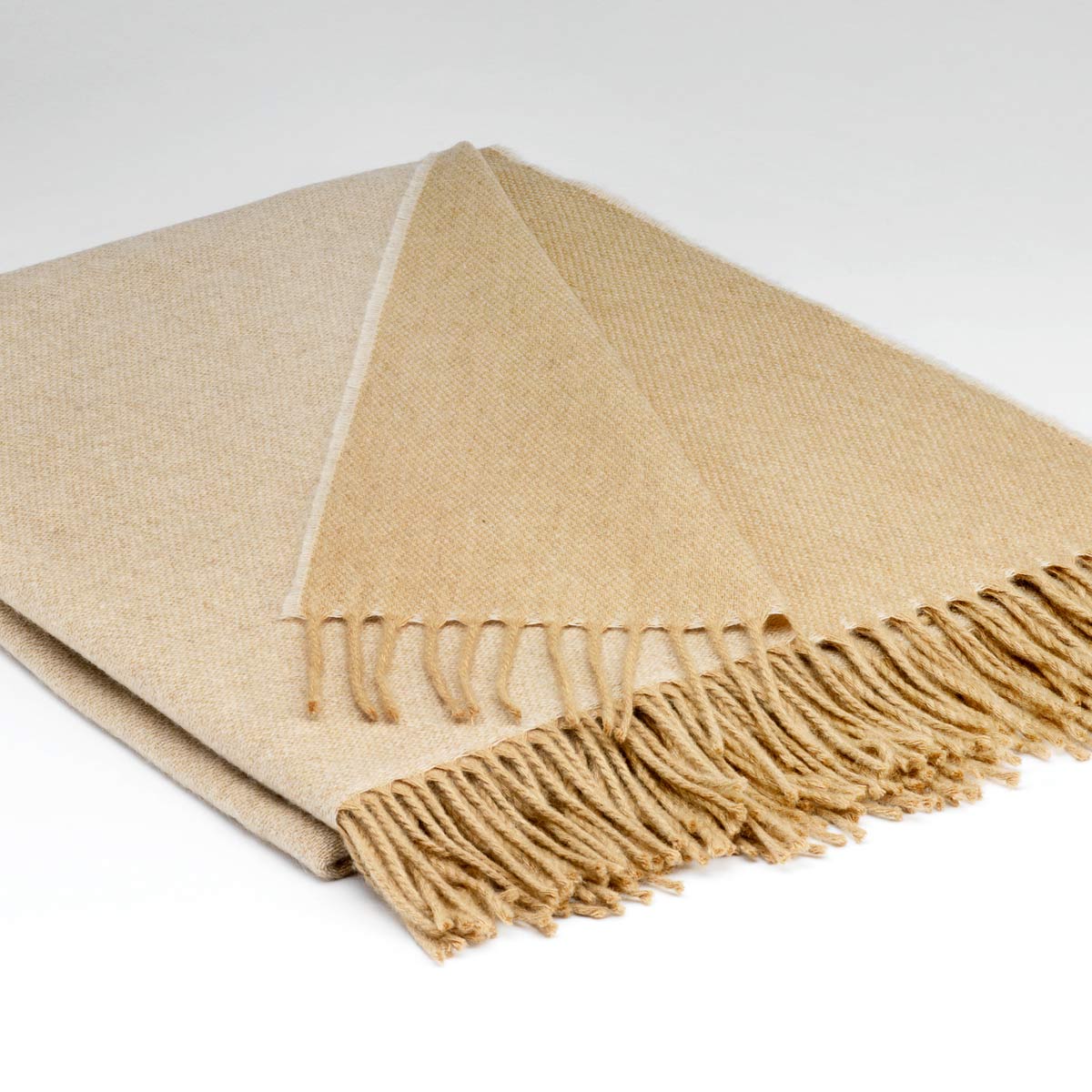 Cashmere Blanket in Camel 