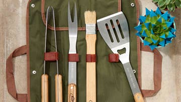 Personalised barbecue tool set image