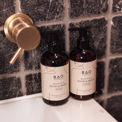 Vegan gentle face scrub