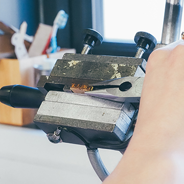 man-and-bear-workshop