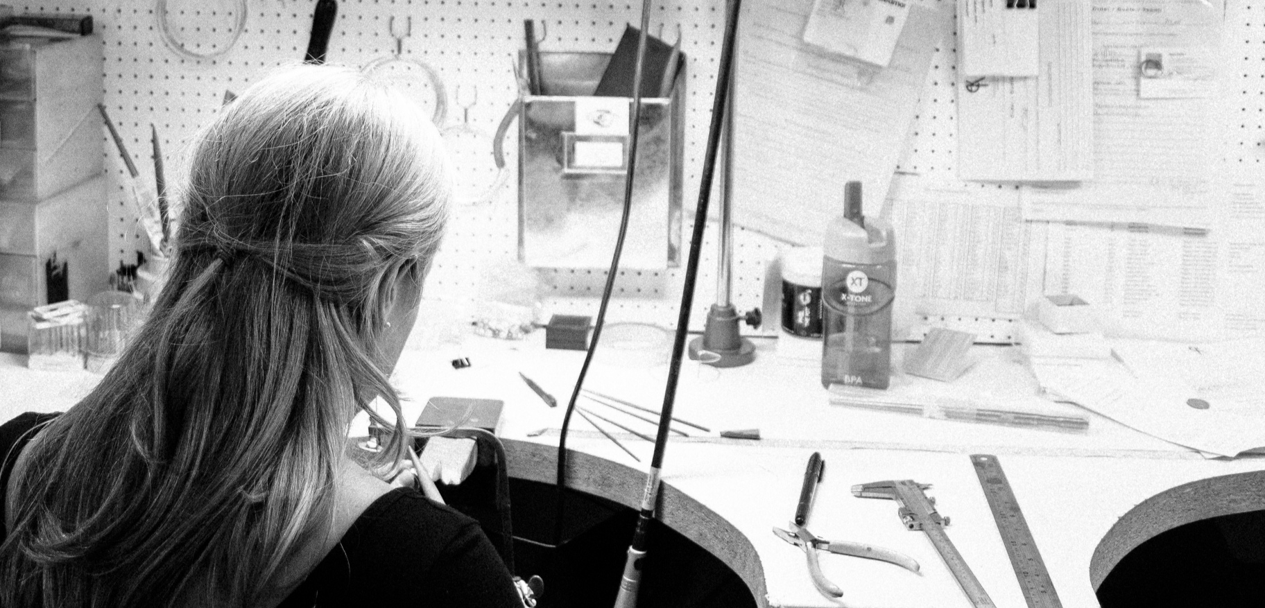 Emma-Kate hand makes all her jewellery collections in her Welsh studio, using solid silver, gold plate and freshwater pearls. 