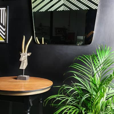 Vintage-mirror-geometric-design-side-table