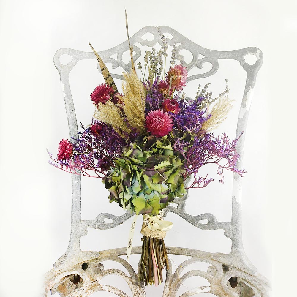 Seasonal and Stunning Dried Arrangements