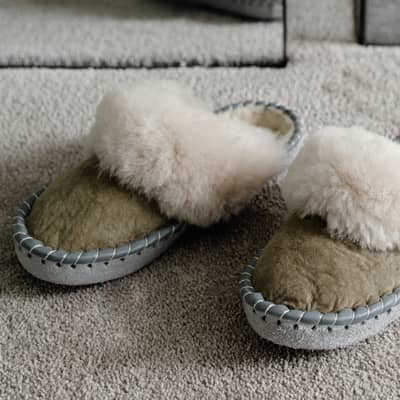 OLIVE SHEEPSKIN MULES