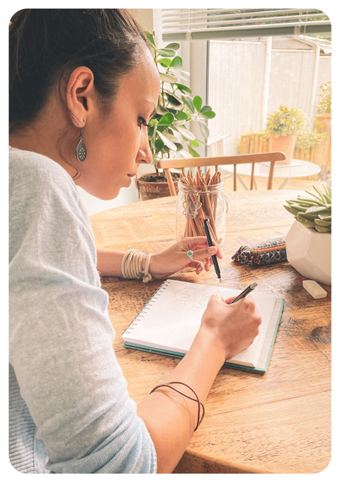 An action shot of Dominique illustrating.