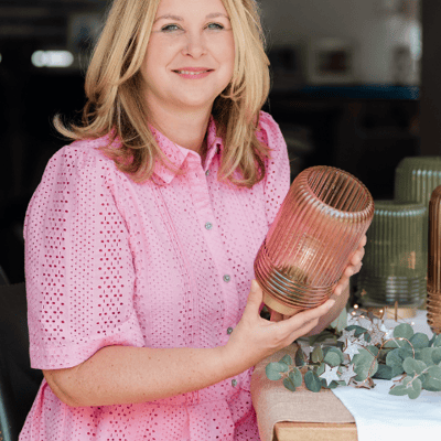 thalia shaw founder and owner of sparkle lighting