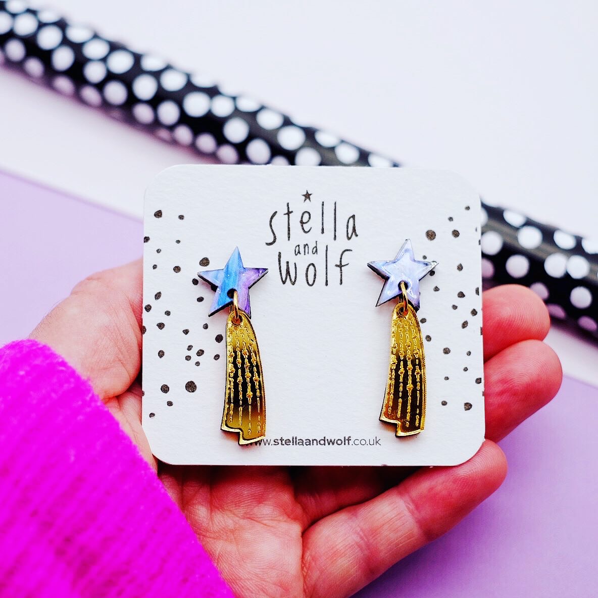 Acrylic shooting star earrings 