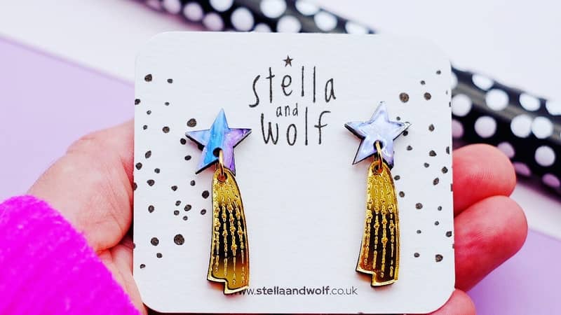 Acrylic shooting star earrings