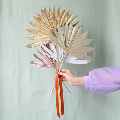 bunch of dried palm leaves