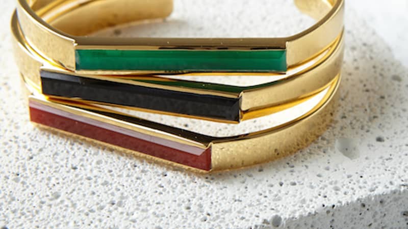 The geometric lines in this collection embrace deep jewel tones that reflect a bold attitude with subtle sophistication.
