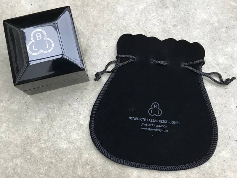 Stunning lacquer ring box and velvet jewellery pouch.