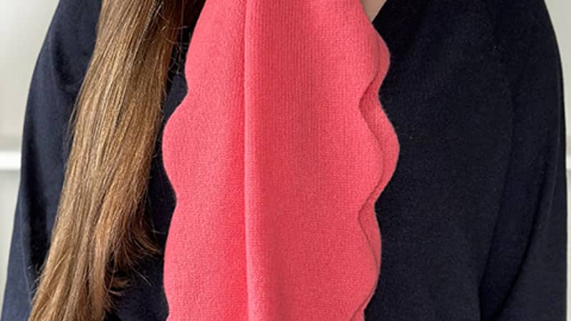 Handmade 100% cashmere scallop scarf with personalisation
