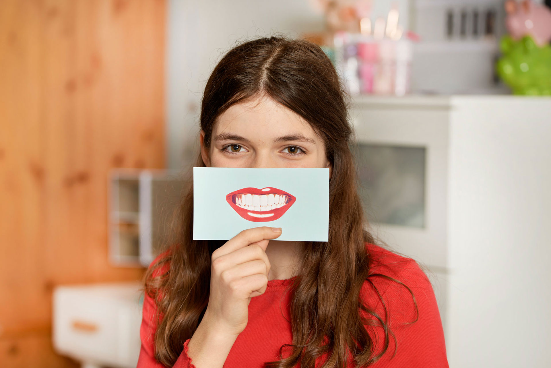 Child with mindfulness exercise card