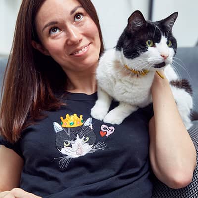 Personalised pet embroidery t-shirt