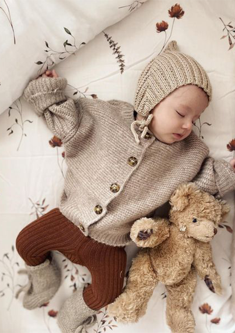 %100 Cotton Crib Sheets & Muslin Swaddles