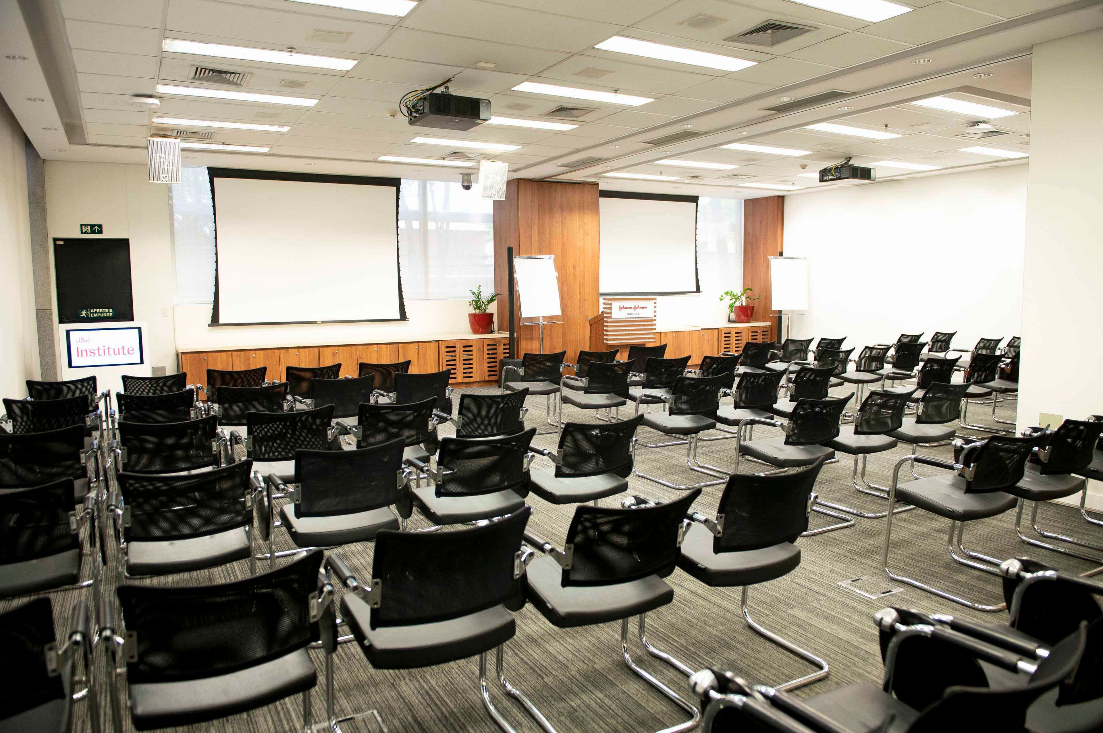 Classroom in the Johnson & Johnson Institute facility location in São Paulo, Brazil