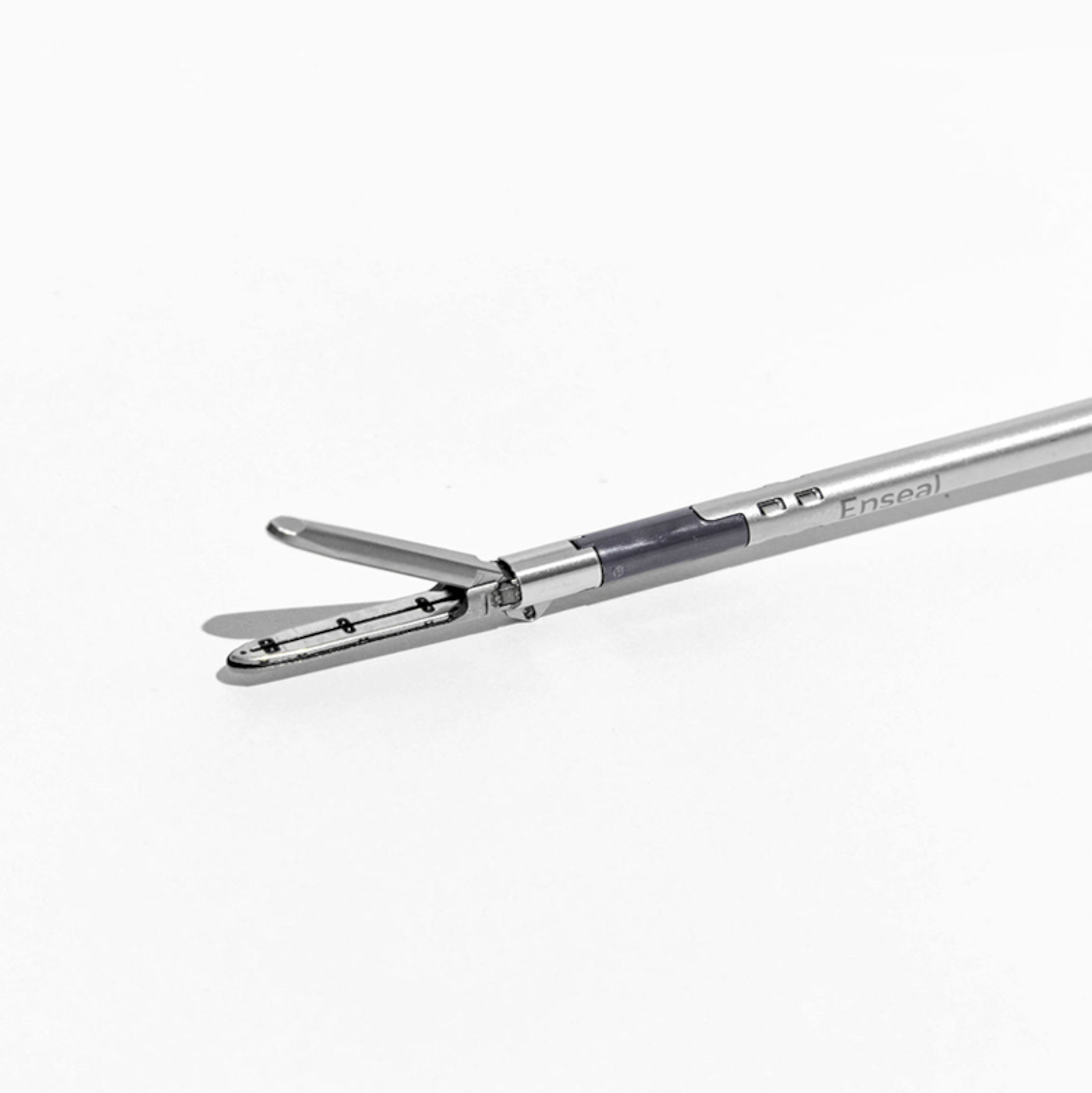 ENSEAL™ X1 Straight Jaw Tissue Sealer
