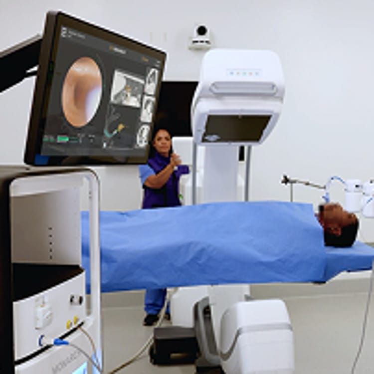 MONARCH Platform | Robotic-assisted bronchoscopy (RAB) | J&J MedTech US