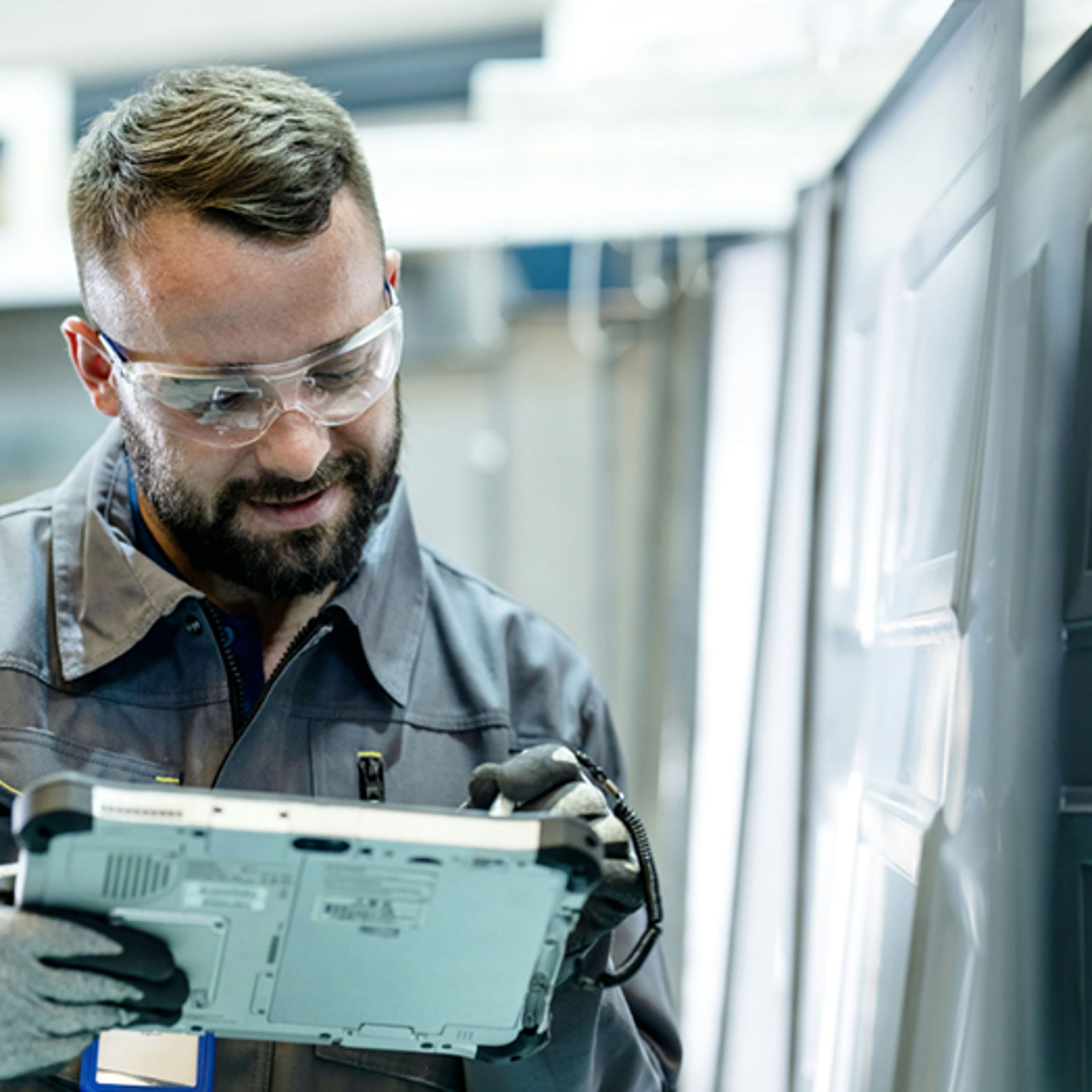 4 ways tech and AI are transforming the medtech innovation product lifecycle