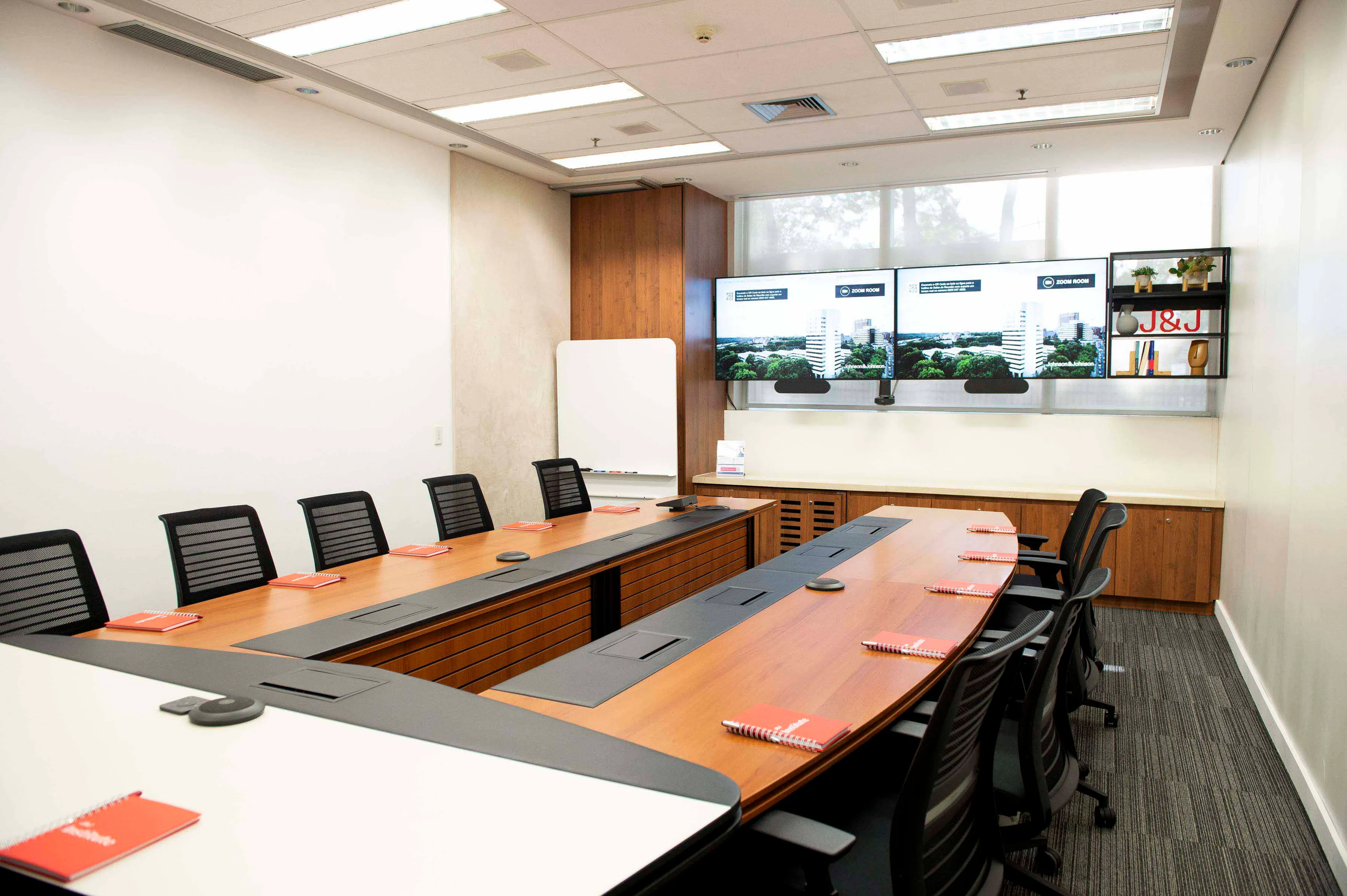 Conference room in the Johnson & Johnson Institute facility location in São Paulo, Brazil