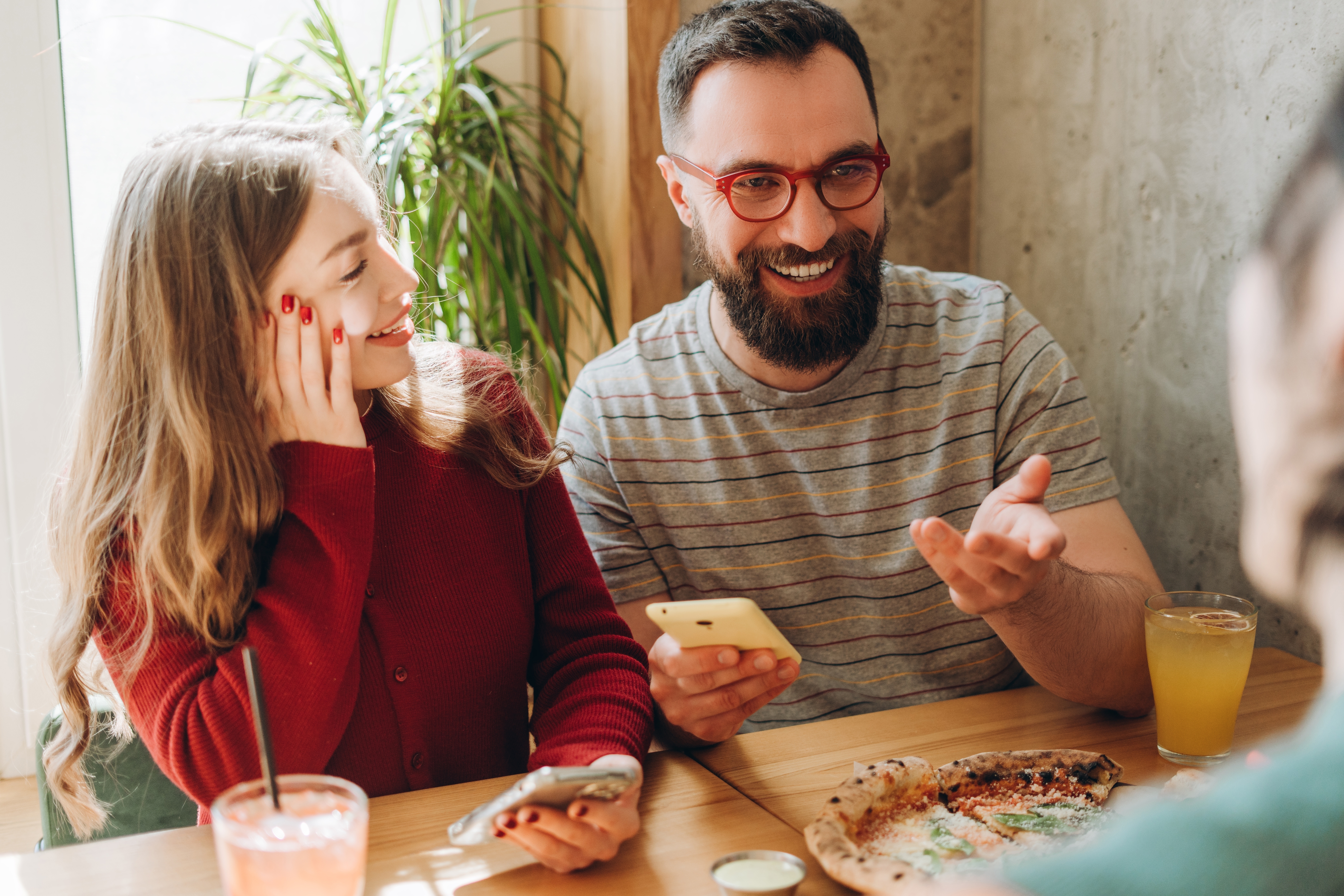 Cómo aprender un idioma usando los cinco sentidos: vive el idioma paso a paso.