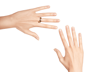 Moisturizing Nail Polish Remover