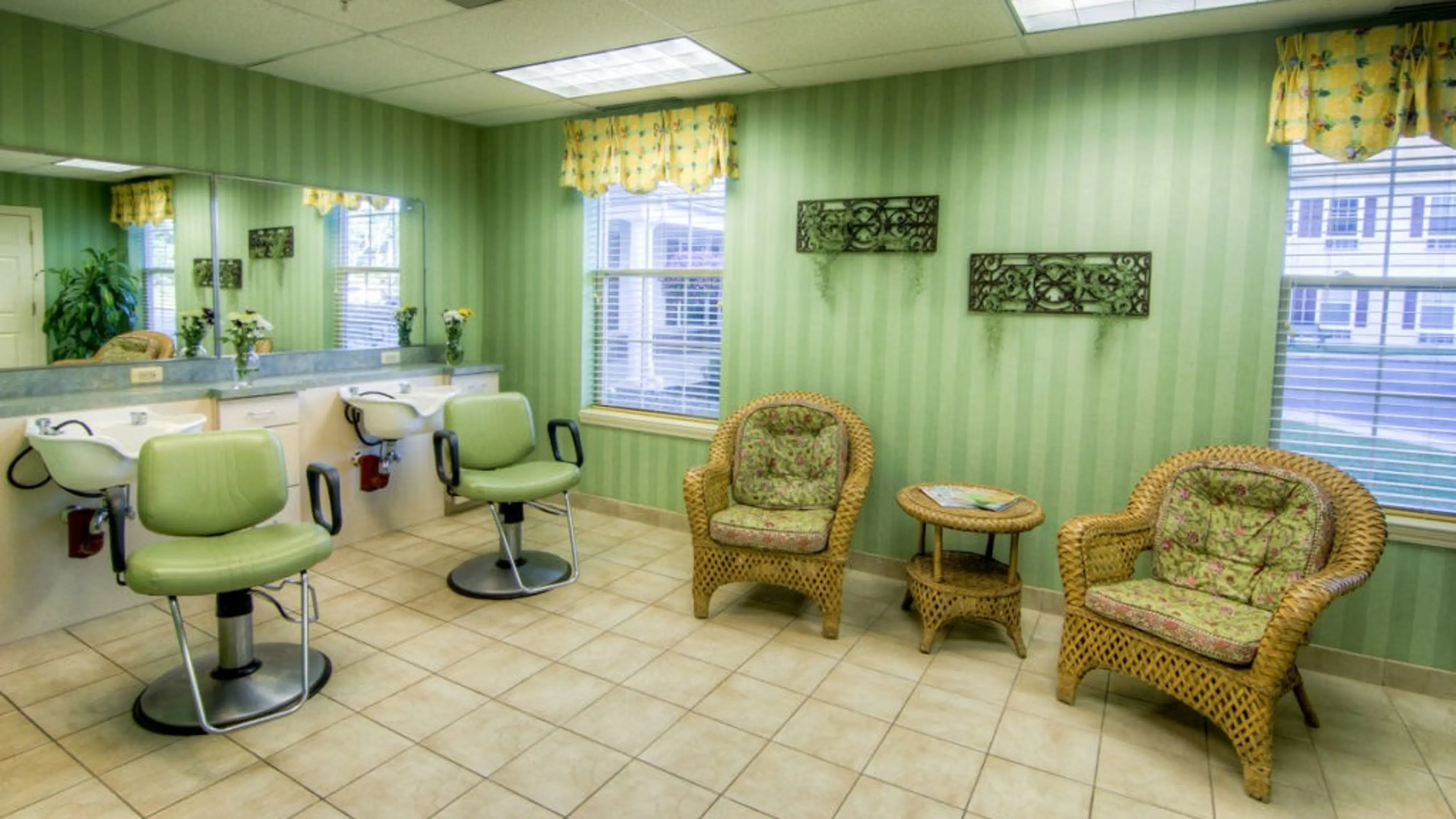 Toms River Beauty Salon Assisted Living