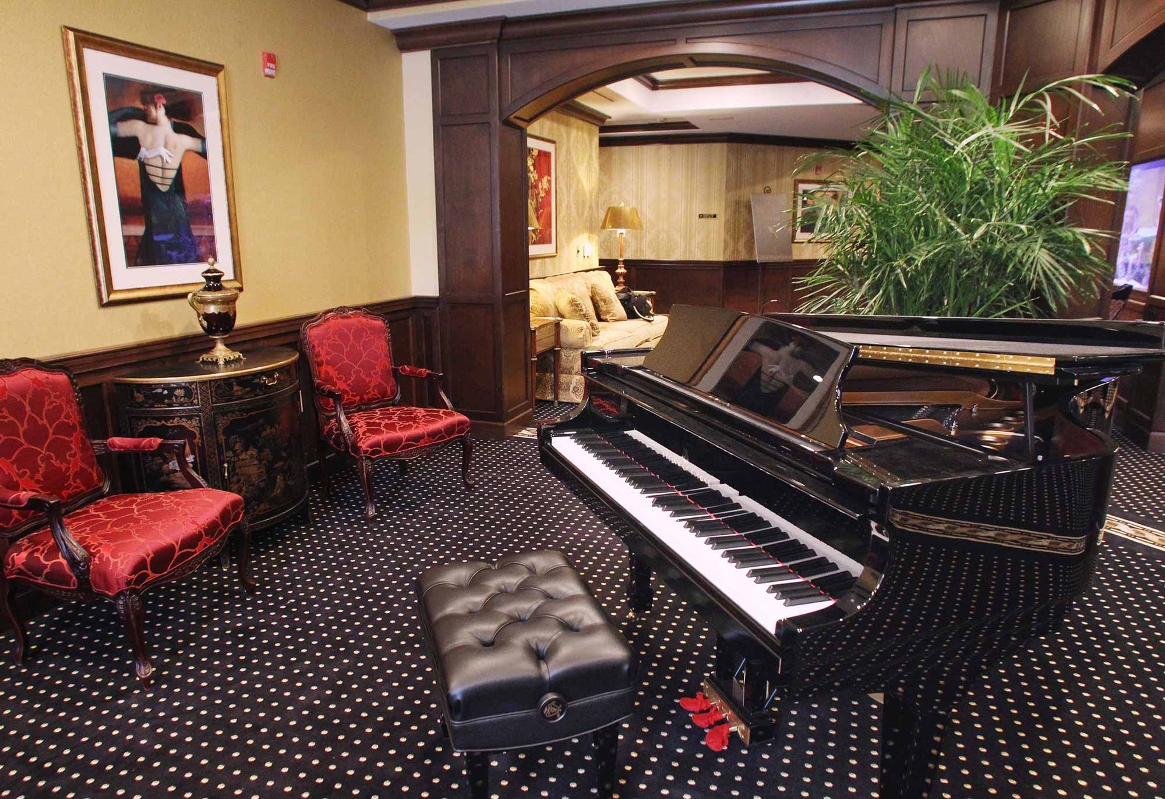 Livingston piano room