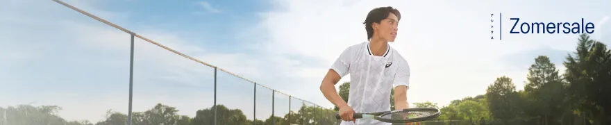 Summer Sale banner with man playing tennis