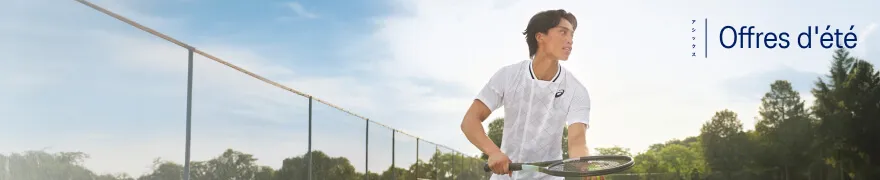 Summer Sale banner with man playing tennis