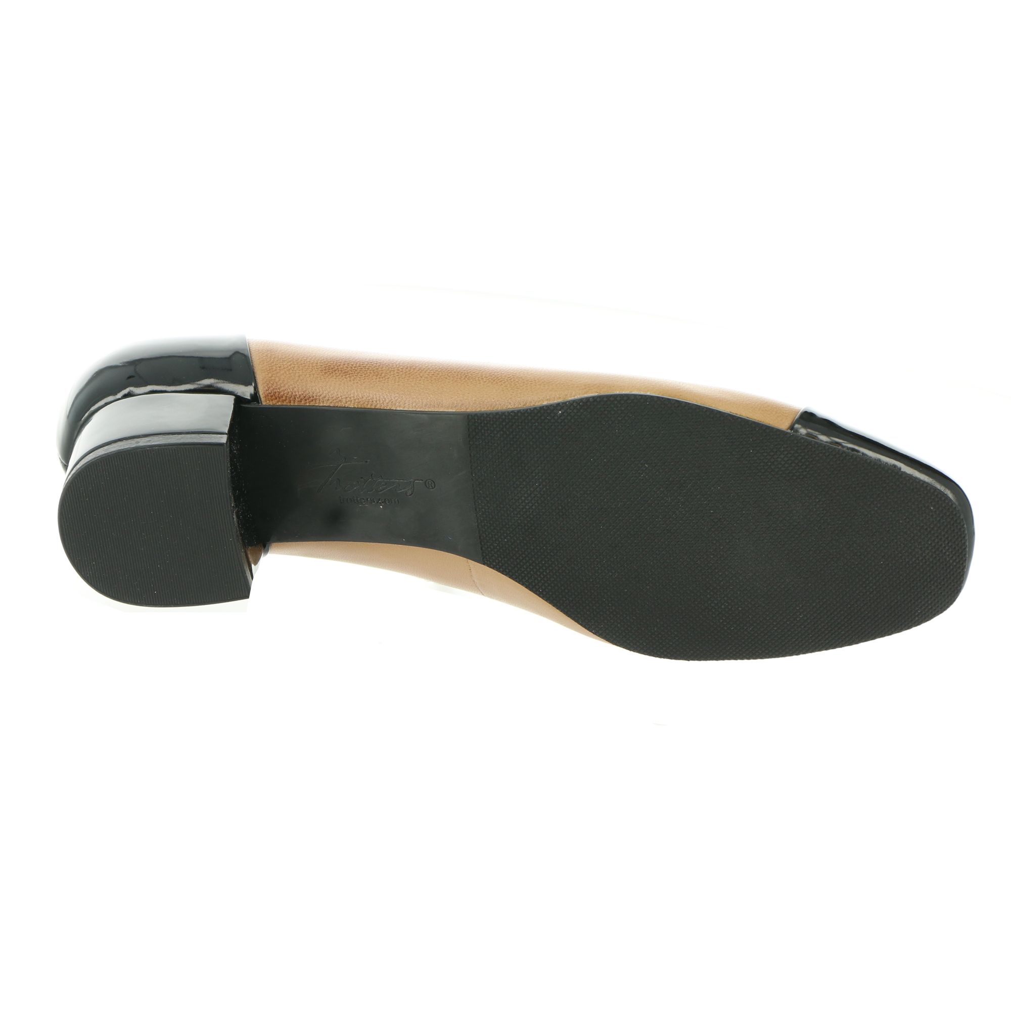 Trotters Women's Pumps Black Leather/Patent Leather 7 Narrow for