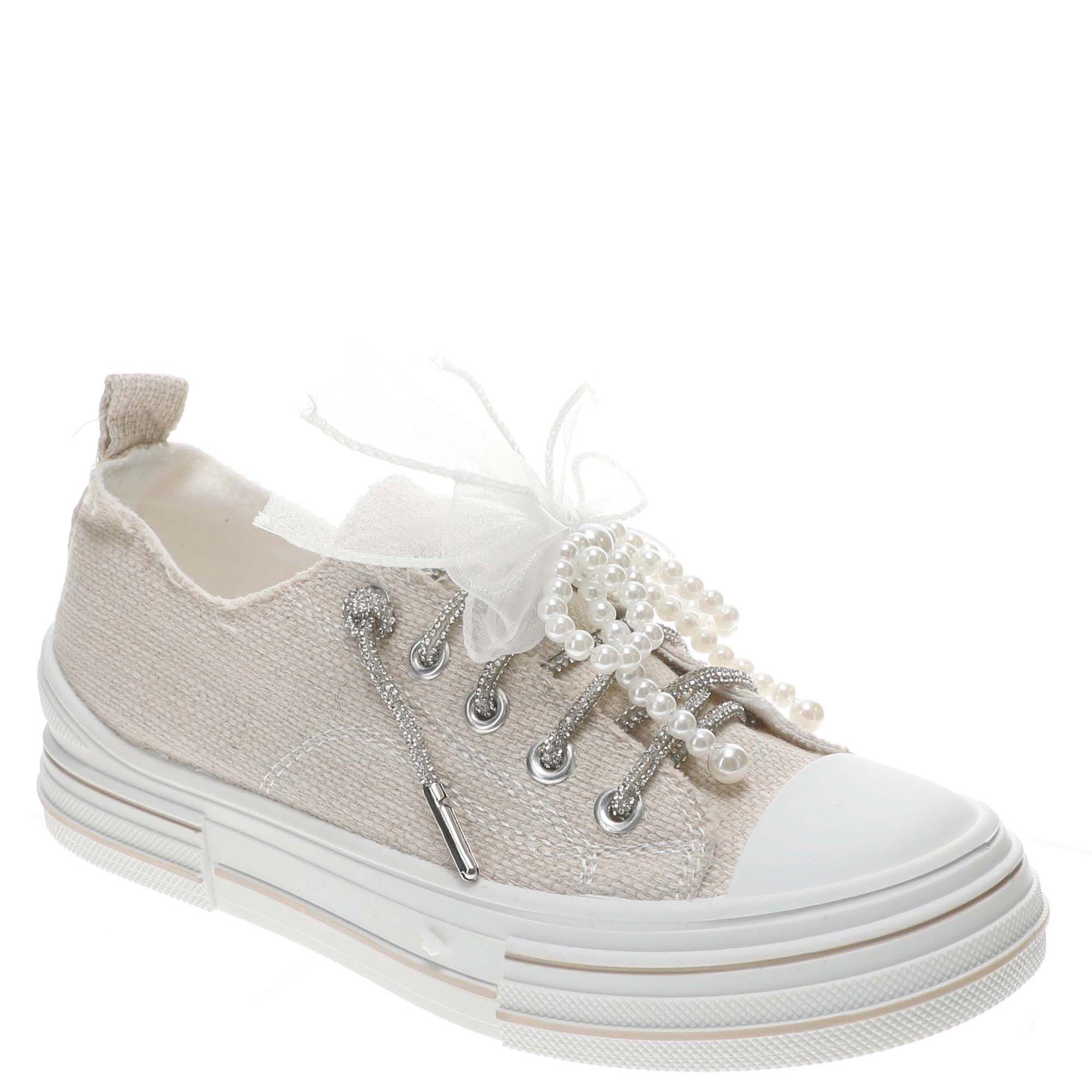 Very G Aman Pearls Women's Oxford