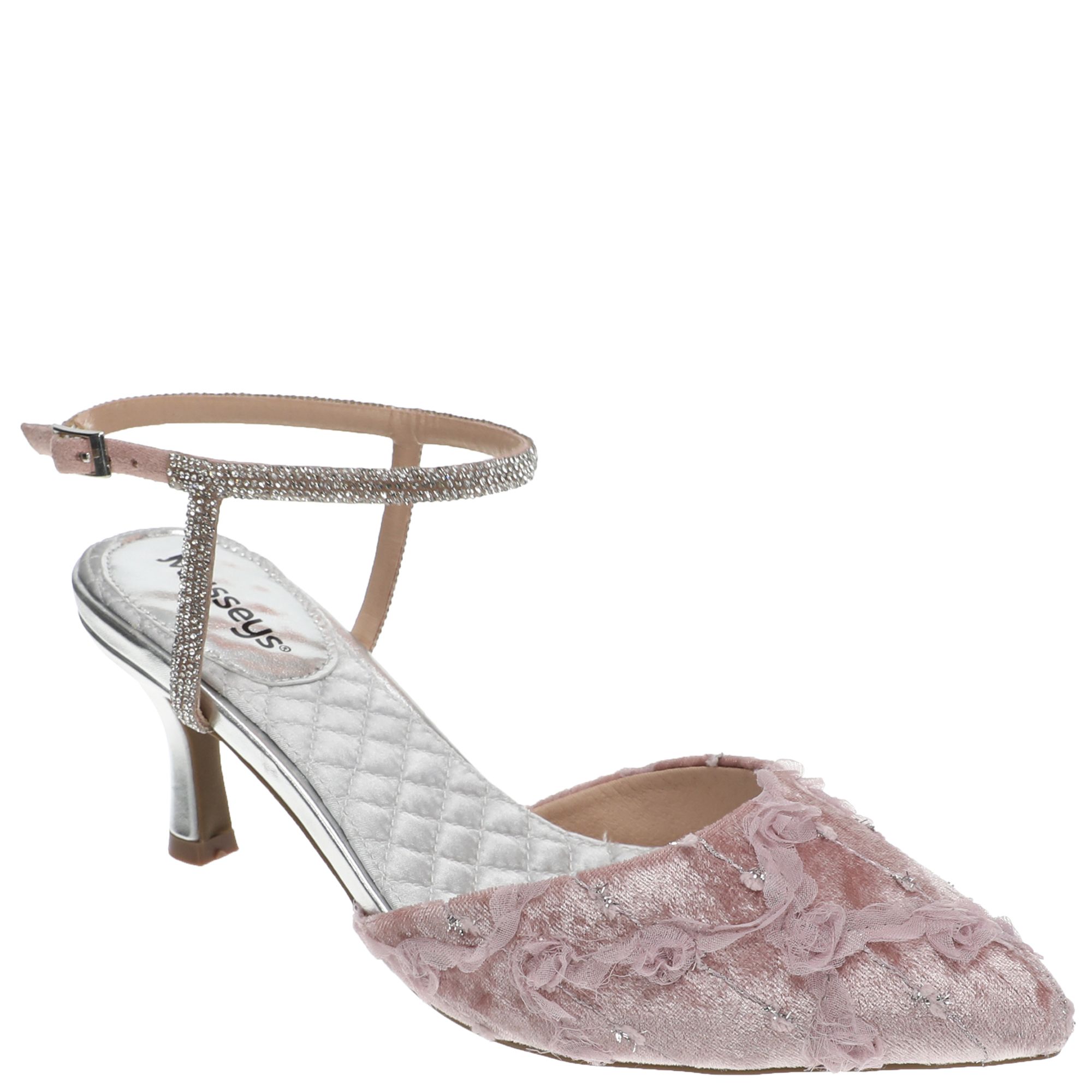 - Masseys® Giselle