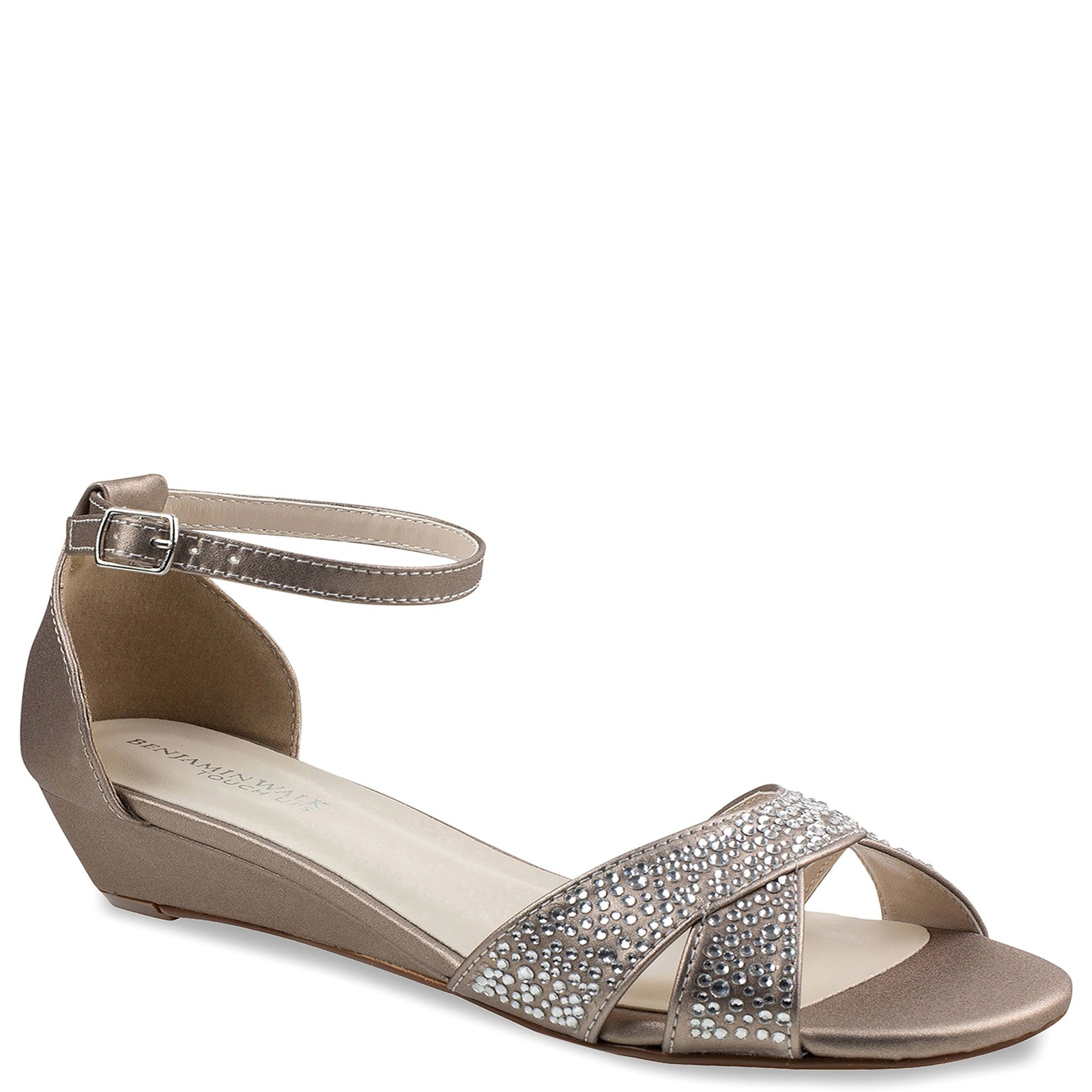 Touch Ups Iris Women's Metallic Sandal 7 M