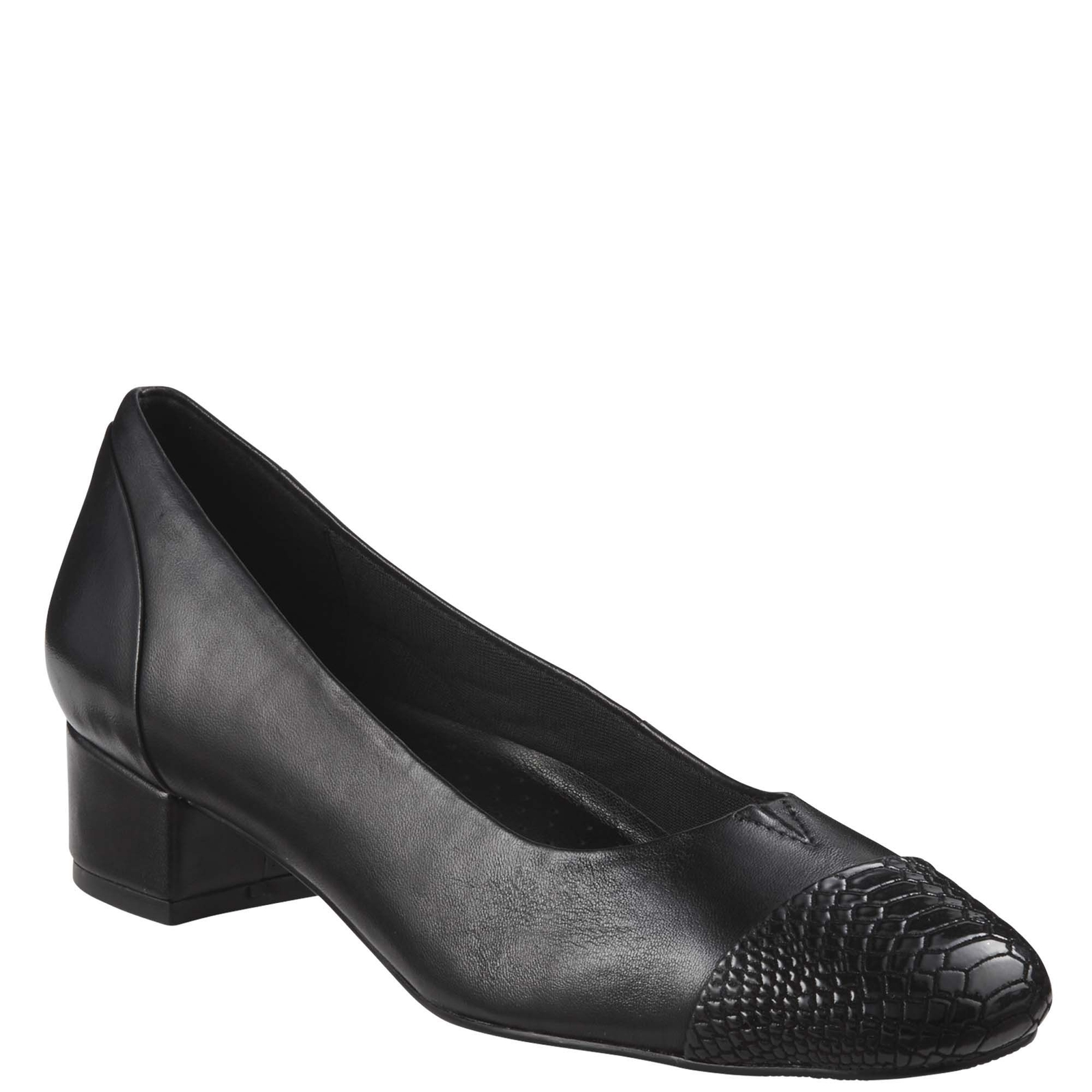 Trotters Daisy Women's Black Pump 7 M