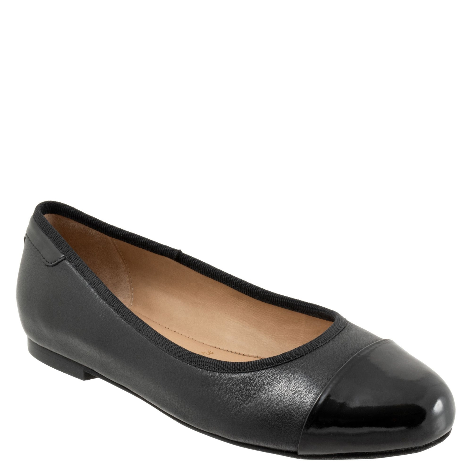 Trotters Clara Women's Black Slip On 7.5 M